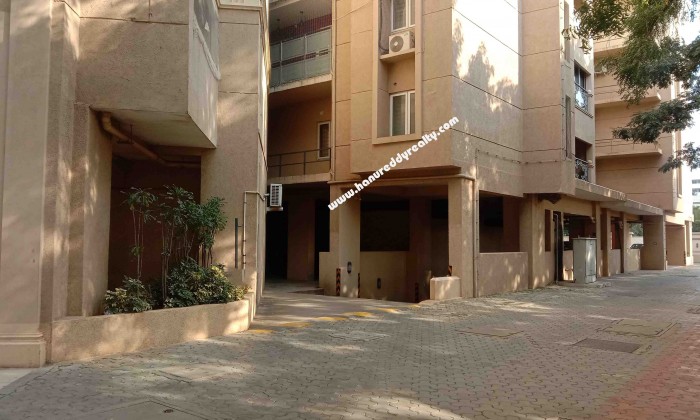 3 BHK Flat for Sale in Avinashi Road