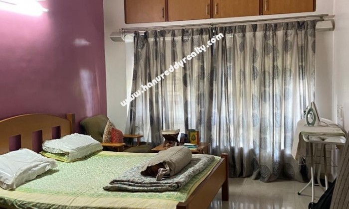 2 BHK Flat for Sale in Koregaon Park