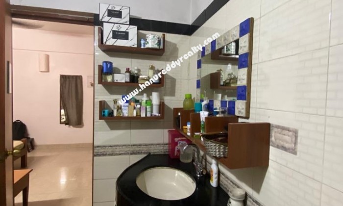 2 BHK Flat for Sale in Koregaon Park