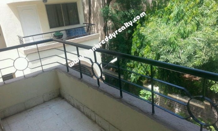 2 BHK Flat for Sale in Koregaon Park