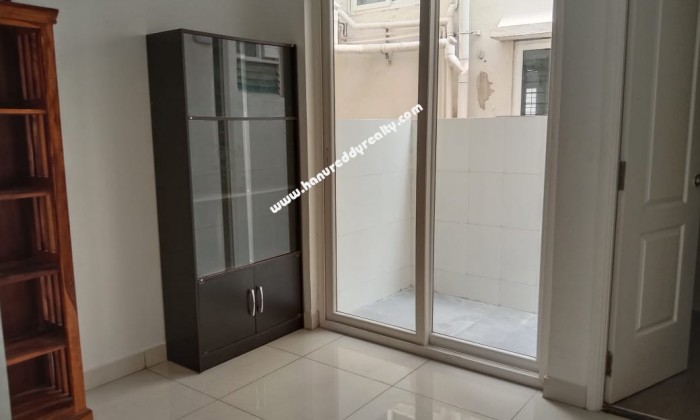 4 BHK Row House for Sale in Kelambakkam