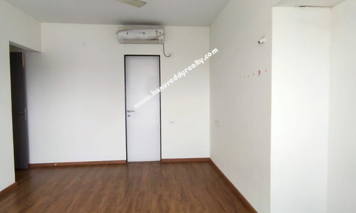 2 BHK Flat for Sale in Mohamad Wadi