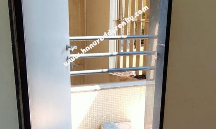 2 BHK Flat for Sale in Mohamad Wadi