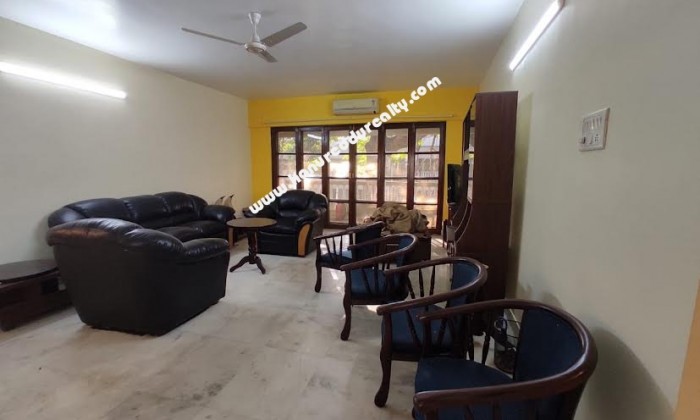 3 BHK Flat for Rent in Boat Club Road