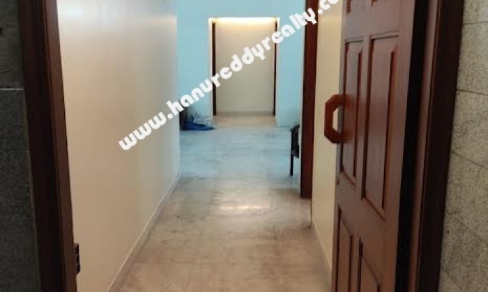 3 BHK Flat for Rent in Boat Club Road