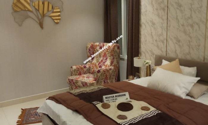2 BHK Flat for Sale in Padur