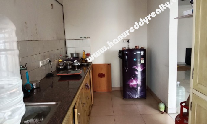 2 BHK Flat for Sale in Kazhipattur