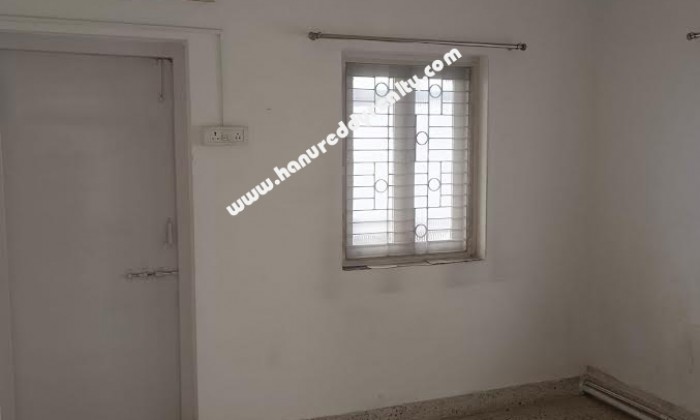 1 BHK Flat for Rent in  Bund Garden