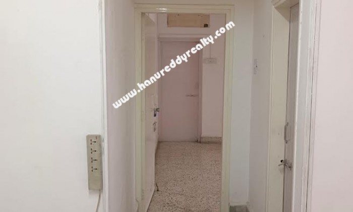 1 BHK Flat for Rent in  Bund Garden