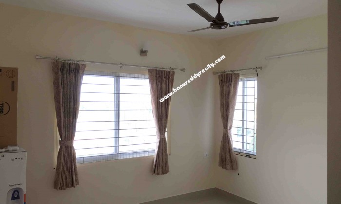 3 BHK Flat for Sale in Sholinganallur