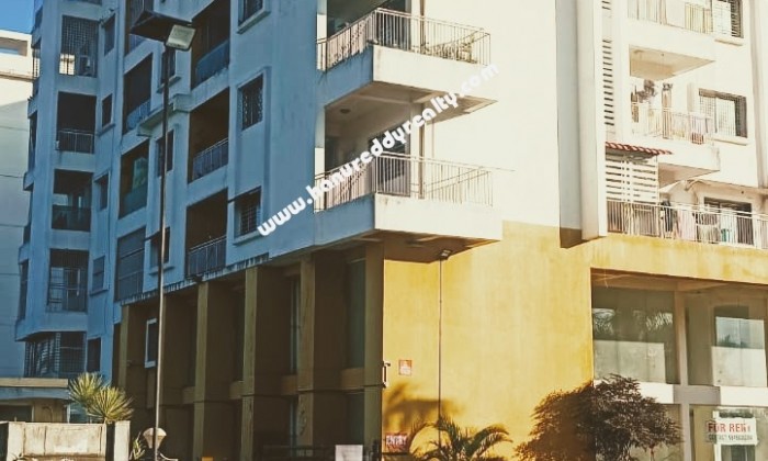 3 BHK Flat for Sale in Industrial Suburb