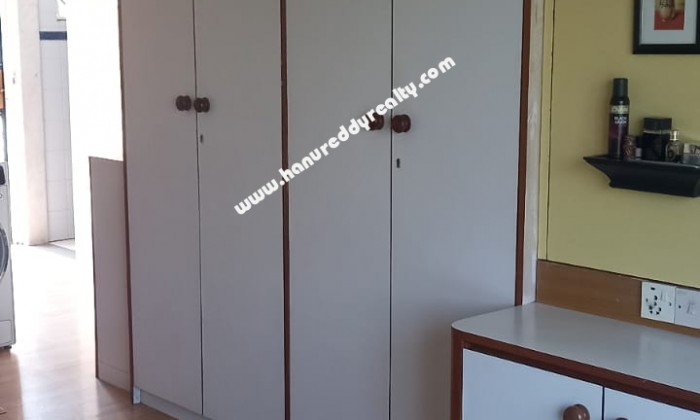 3 BHK Flat for Sale in Wanowarie