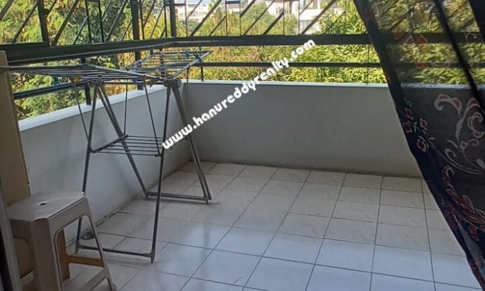 3 BHK Flat for Sale in Wanowarie
