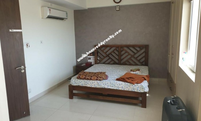 6 BHK Duplex Flat for Sale in Thoraipakkam