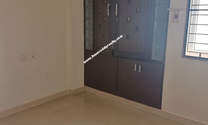 3 BHK Flat for Sale in Koyambedu