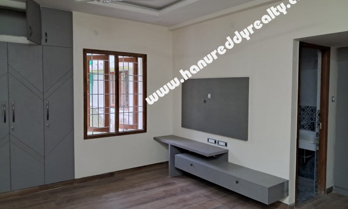 3 BHK Flat for Rent in Kotturpuram
