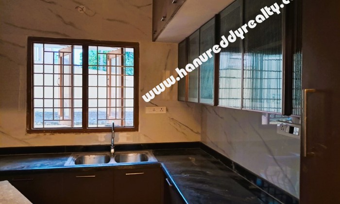 3 BHK Flat for Rent in Kotturpuram