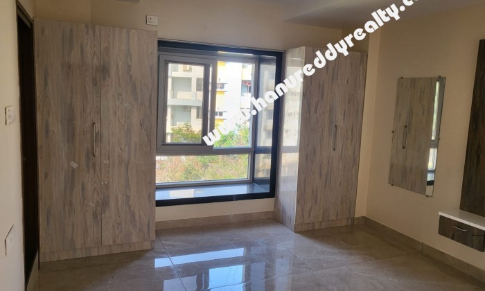 4 BHK Flat for Sale in Yendada