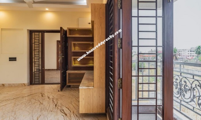 2 BHK Flat for Sale in Porur