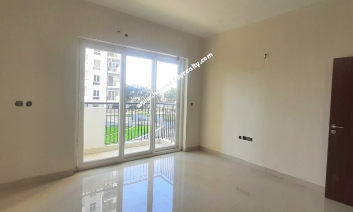 4 BHK Flat for Sale in Sholinganallur