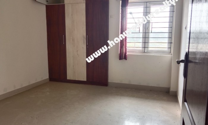 2 BHK Flat for Sale in Kazhipattur