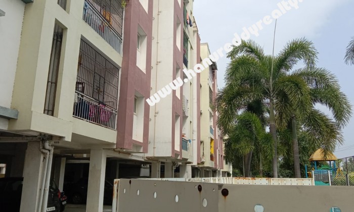 2 BHK Flat for Sale in Kazhipattur