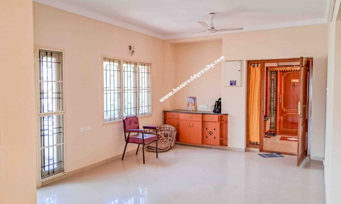 2 BHK Flat for Sale in Saibaba Colony