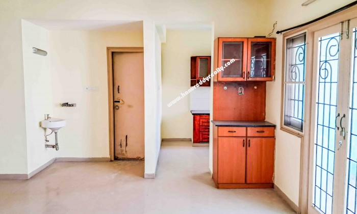2 BHK Flat for Sale in Uppilipalayam