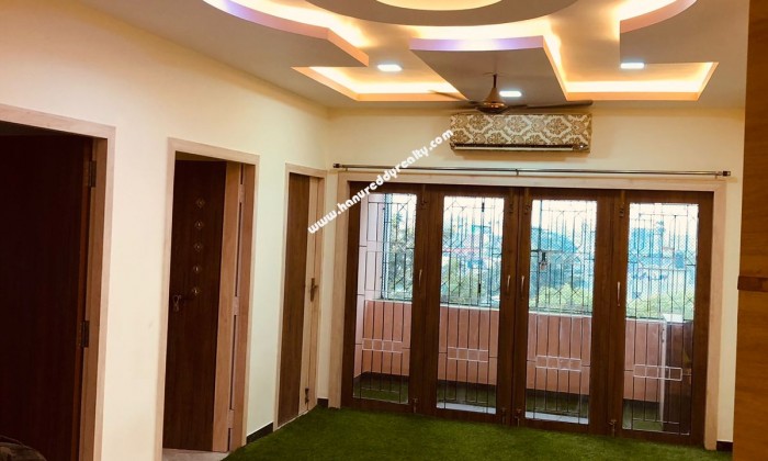 3 BHK Flat for Sale in Virugambakkam