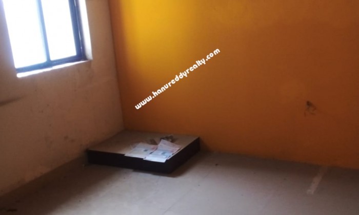 2 BHK Flat for Sale in Wanowarie