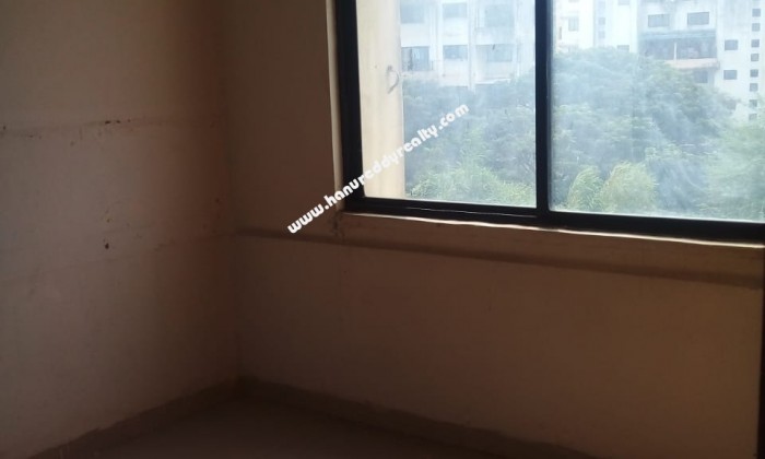 2 BHK Flat for Sale in Wanowarie