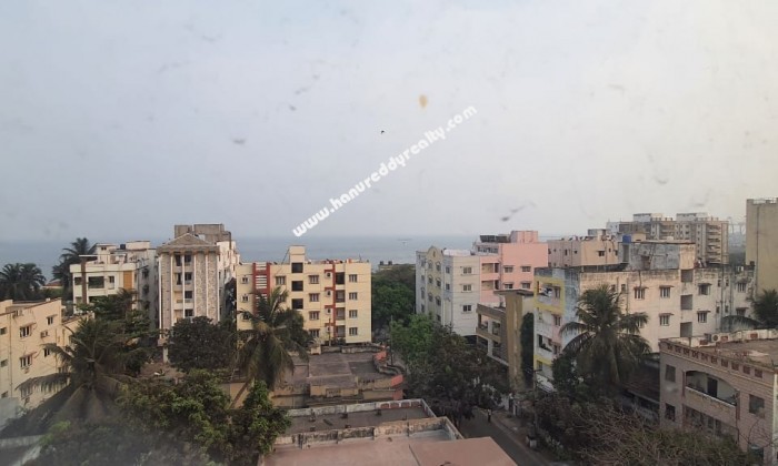 3 BHK Flat for Sale in Maharanipeta