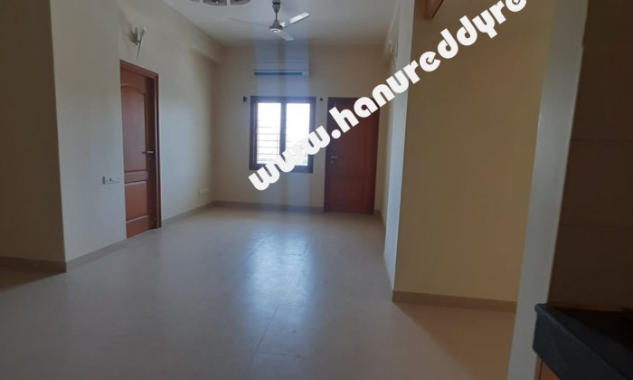 3 BHK Flat for Sale in Race Course