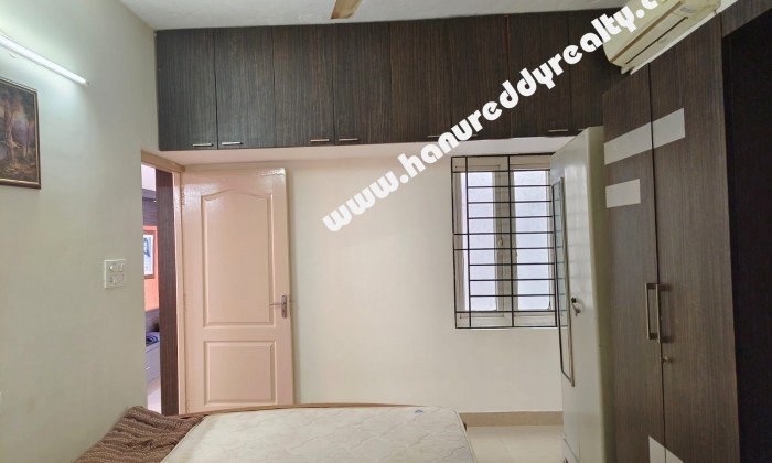 2 BHK Flat for Sale in Thoraipakkam