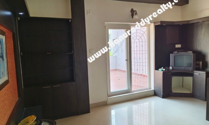 2 BHK Flat for Sale in Thoraipakkam