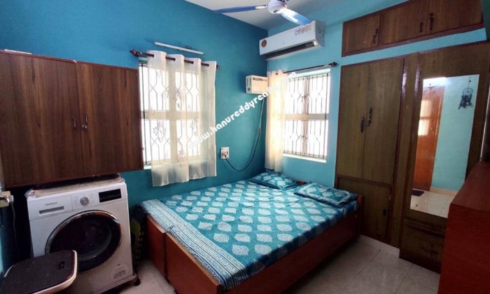 2 BHK Flat for Sale in Raja Annamalaipuram