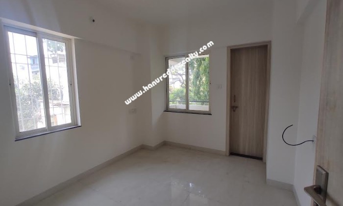 2 BHK Flat for Sale in Shaniwar Peth