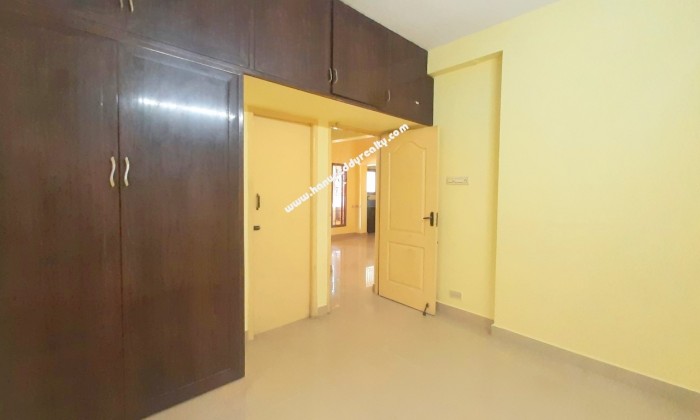 2 BHK Flat for Sale in Velachery
