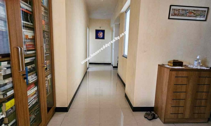 3 BHK Flat for Sale in Vishweshwara Nagar