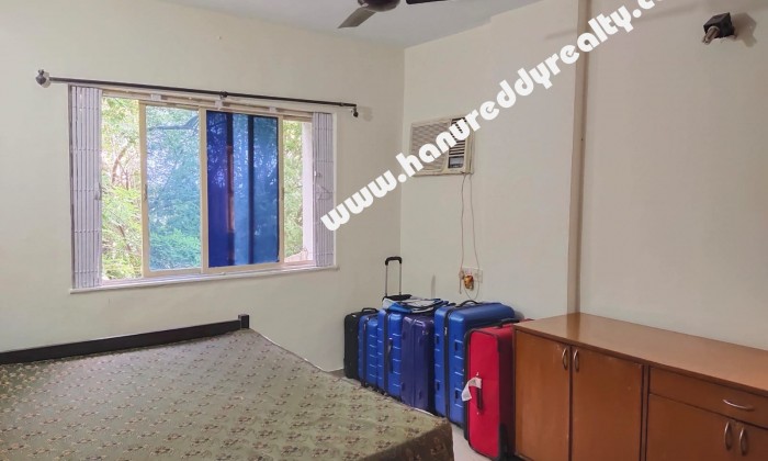 2 BHK Flat for Sale in Shivaji Nagar