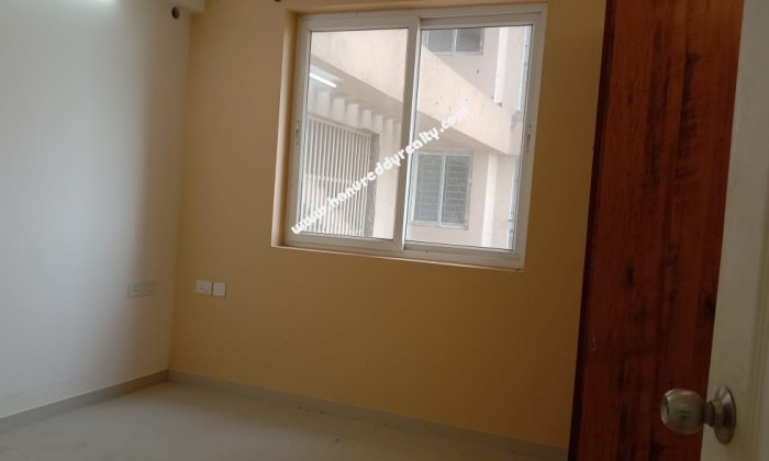 2 BHK Flat for Sale in Padur