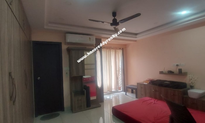 2 BHK Flat for Sale in Yendada