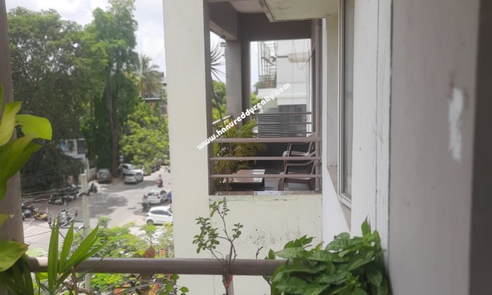 3 BHK Flat for Sale in Vani Vilas Mohalla