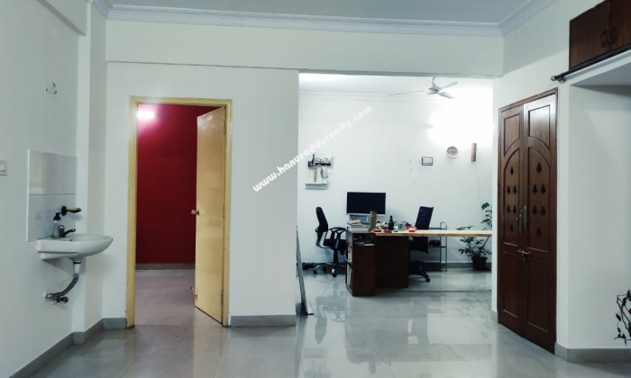 2 BHK Flat for Sale in Old Airport Road