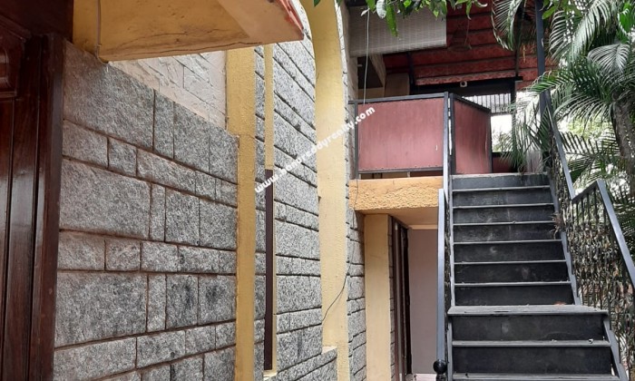 4 BHK Duplex House for Sale in Arumbakkam