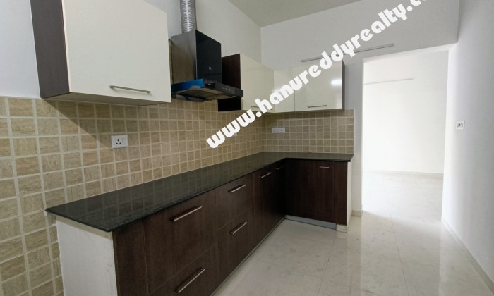 2 BHK Flat for Sale in Korattur