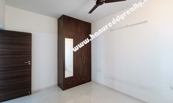 2 BHK Flat for Sale in Korattur