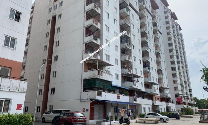 2 BHK Flat for Sale in Padur