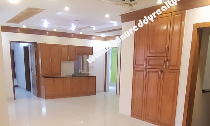 3 BHK Flat for Rent in Mylapore