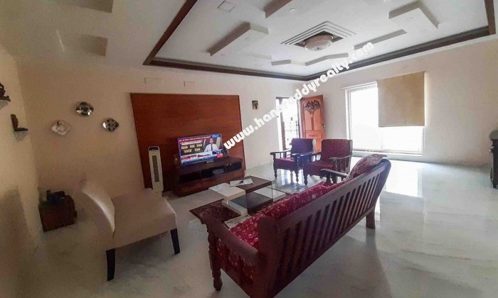 3 BHK Flat for Sale in R S Puram